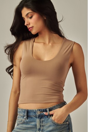 VERA-21T<br/>Contour Double Layered Scoop Neck Tank Top
